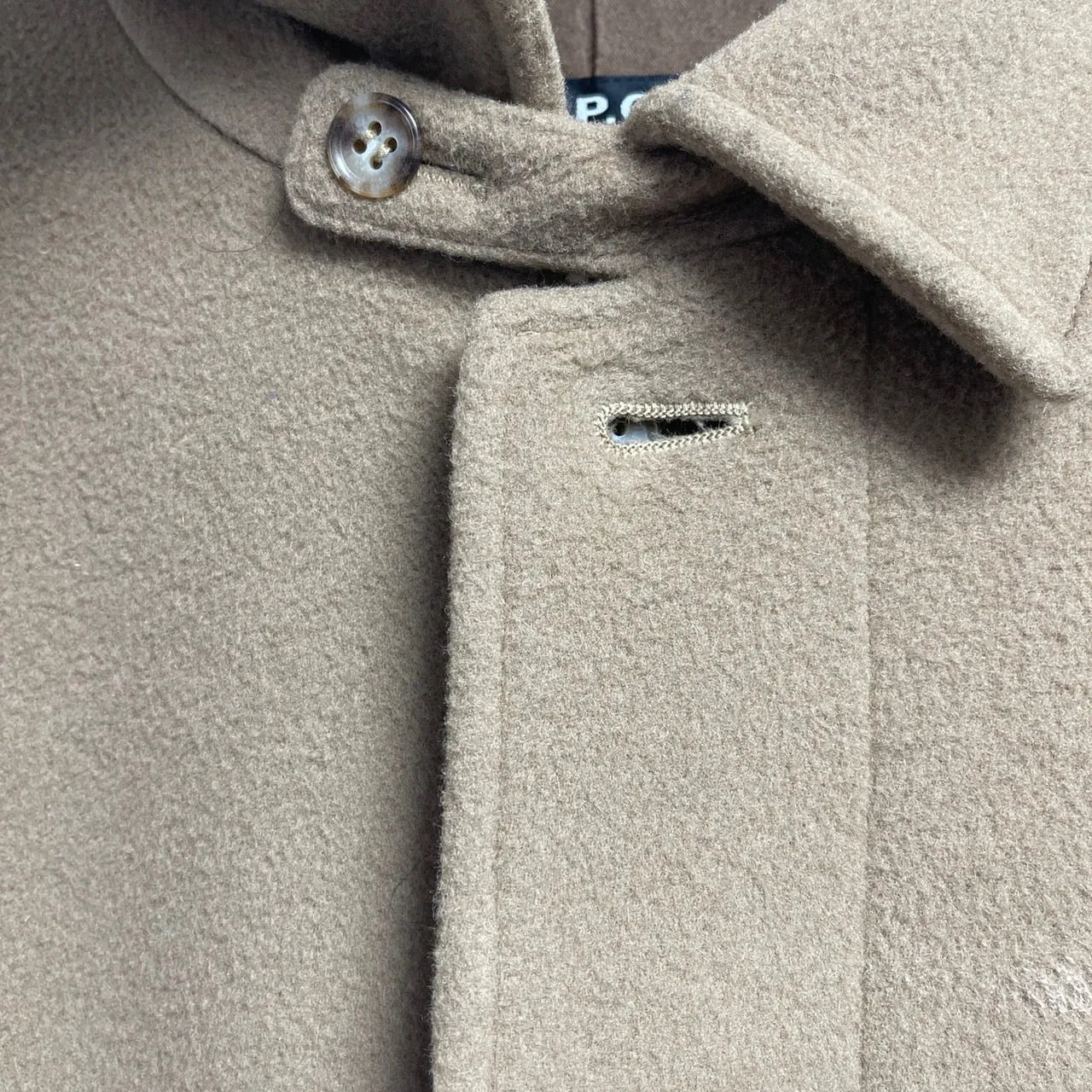 A.P.C. BAL COLLAR COAT