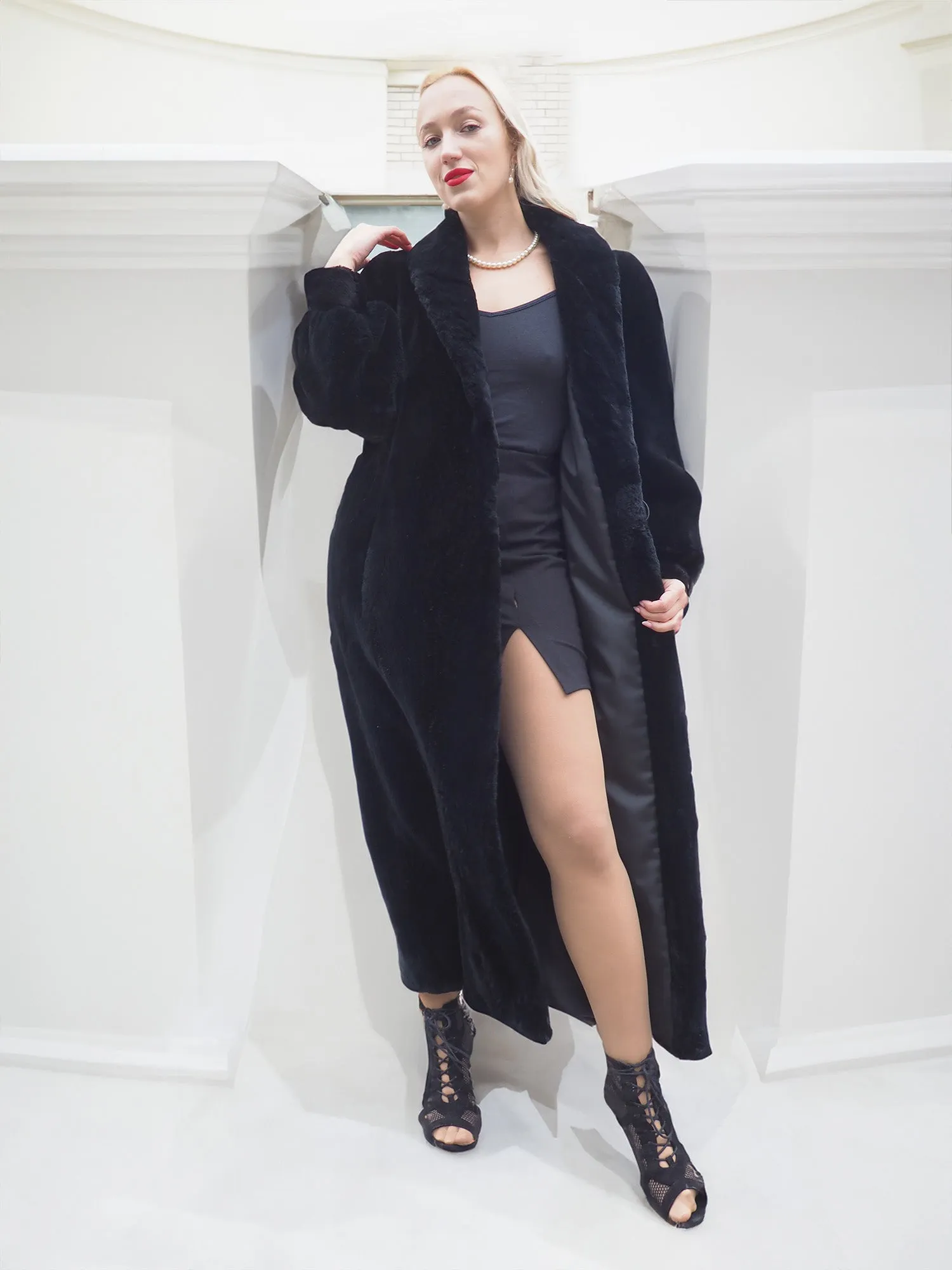 Black Canadian Sheared Beaver Fur Coat Full Length M