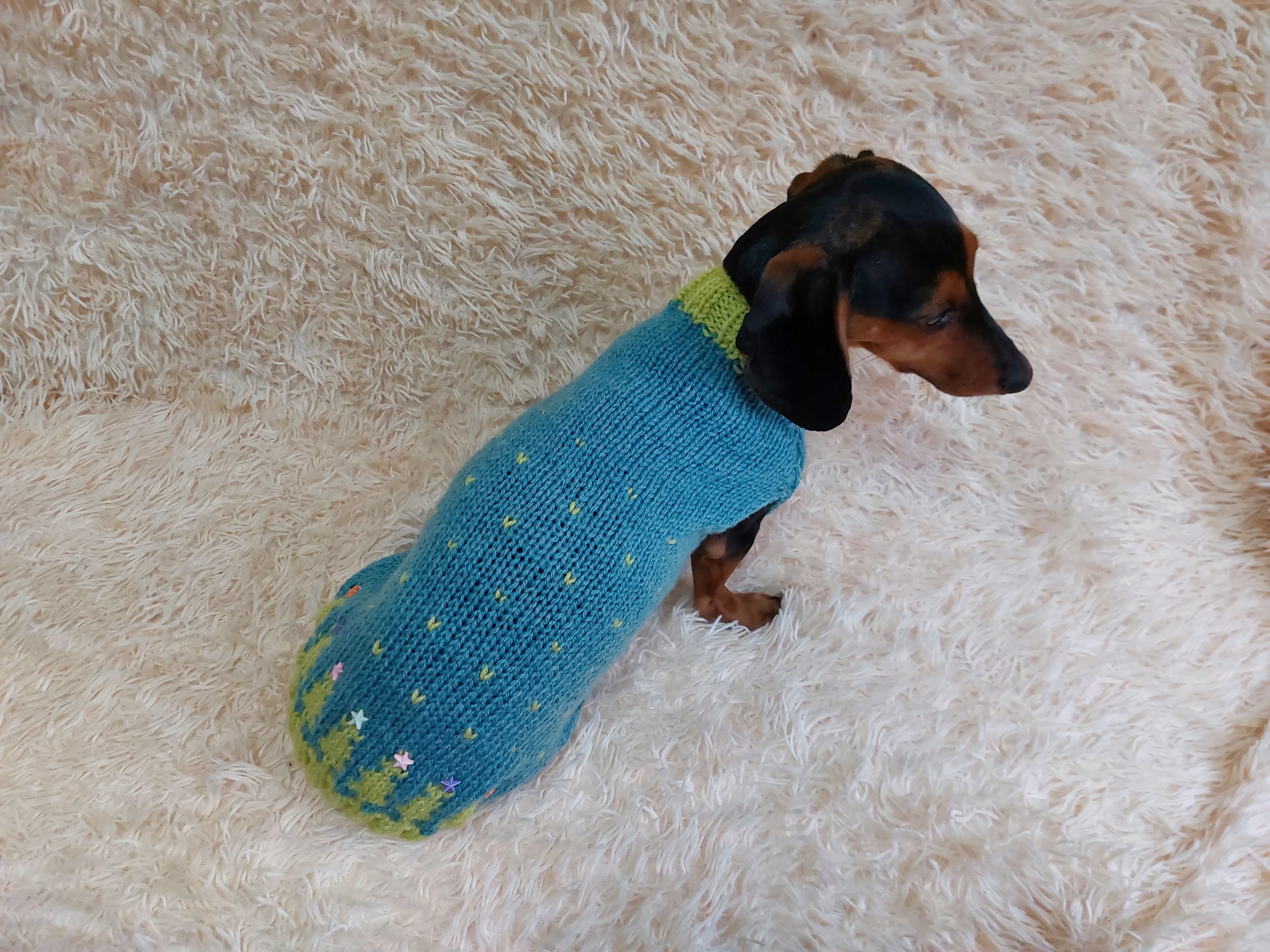 christmas clothes with trees for pets,dog jumper winter christmas,dachshund sweater with trees