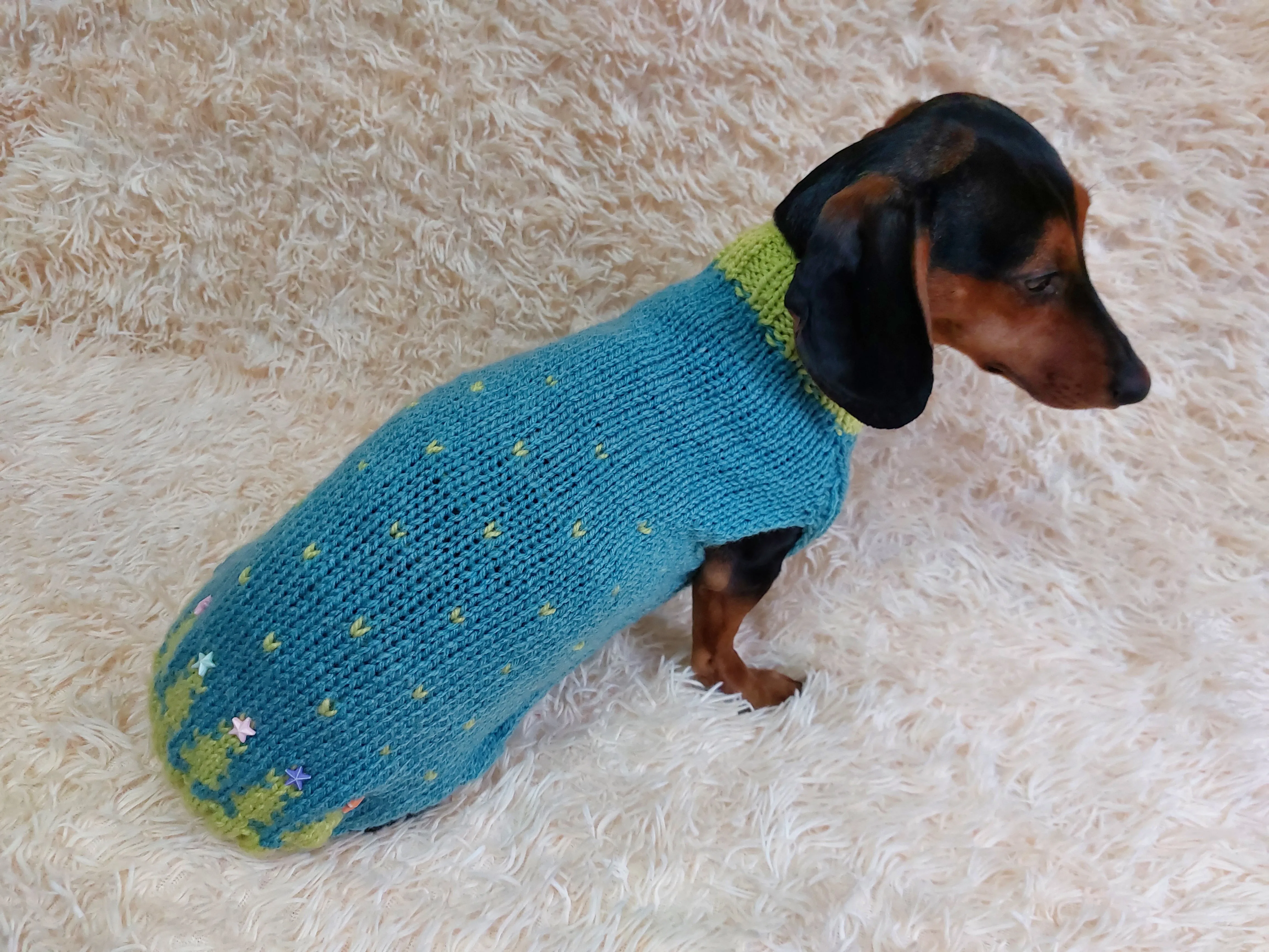 christmas clothes with trees for pets,dog jumper winter christmas,dachshund sweater with trees