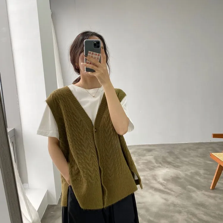 [Korean Style] Bojin V-neck Loose Fit Single breasted Knit Vest