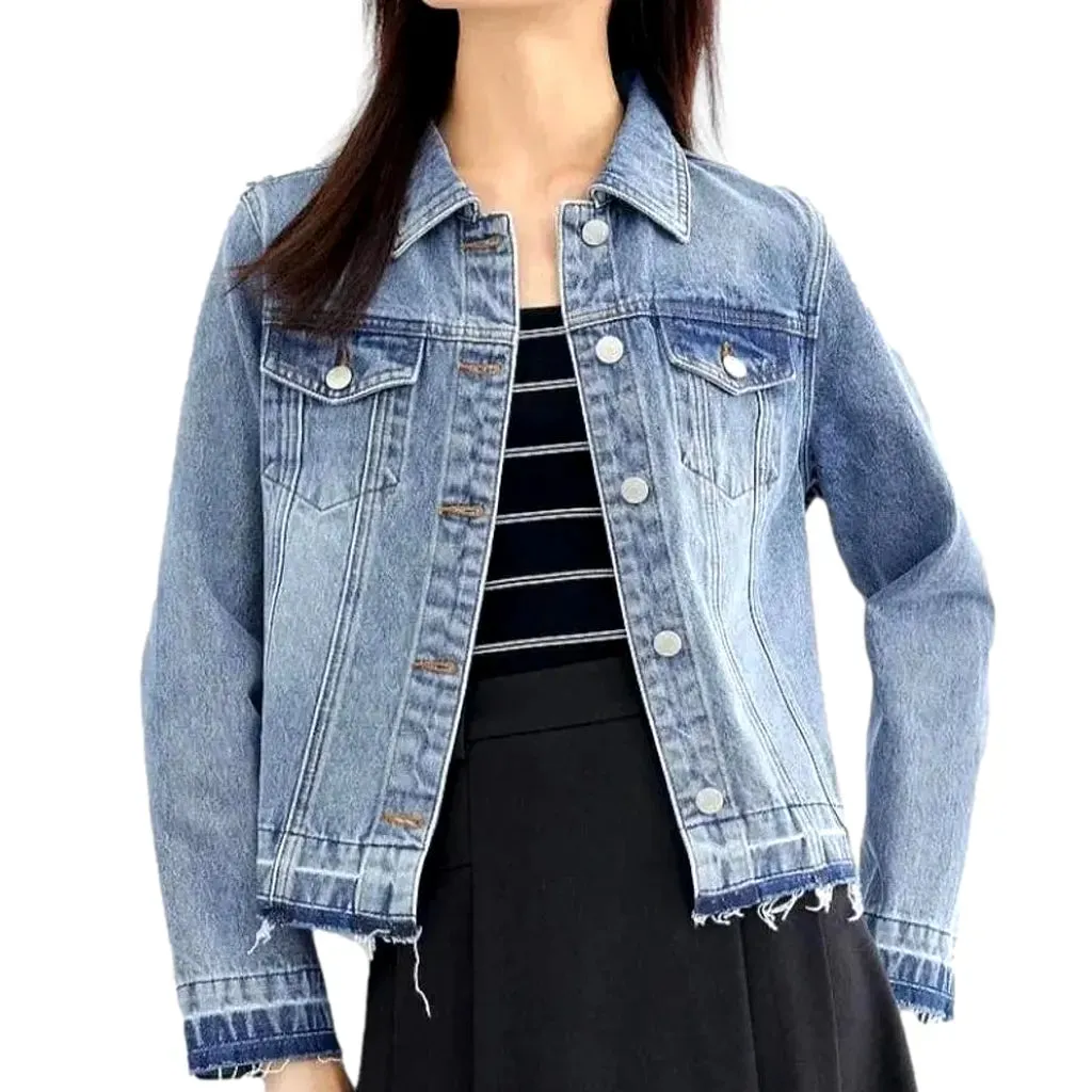 Light-wash 90s denim jacket for ladies