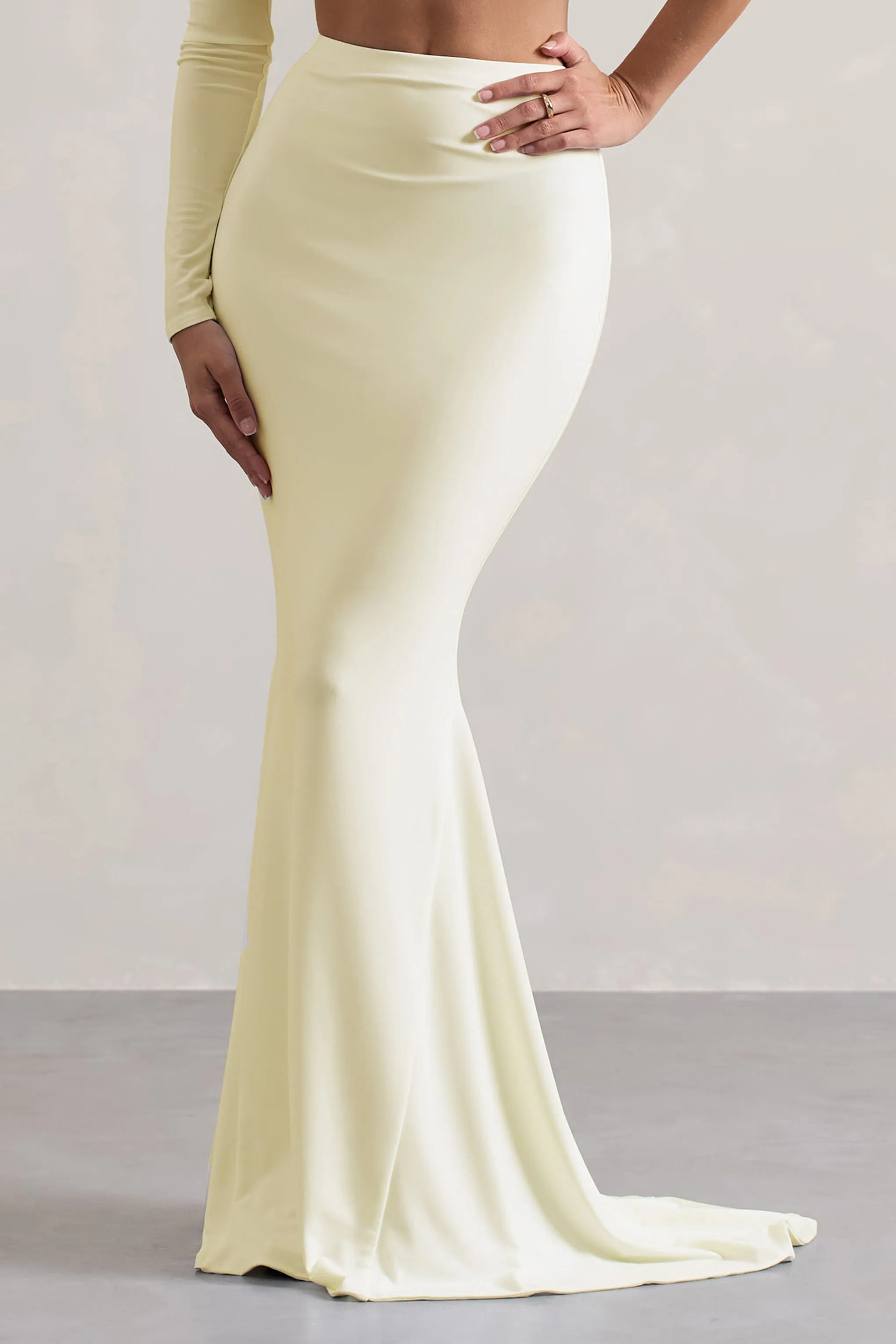 Neomie | Cream Fishtail Maxi Skirt