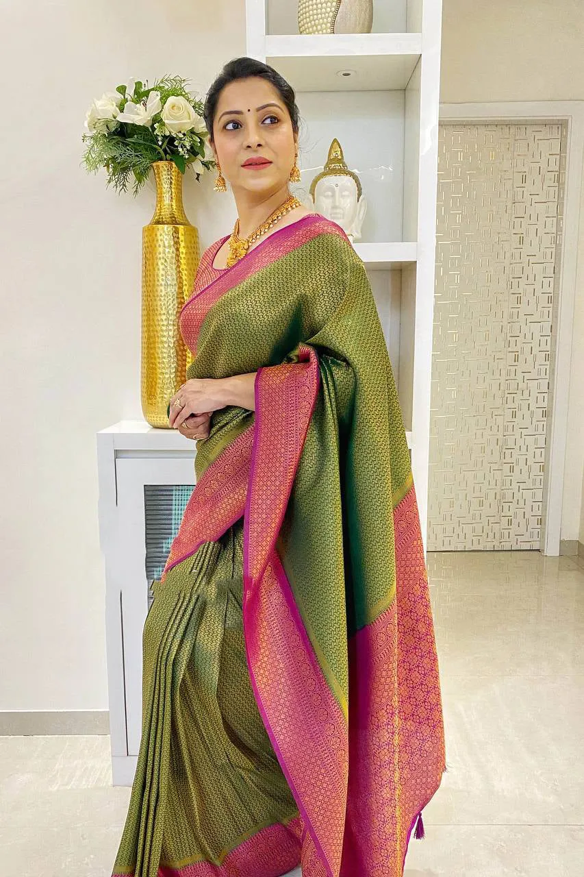 Palimpsest Green Soft Silk Saree With Surreptitious Blouse Piece