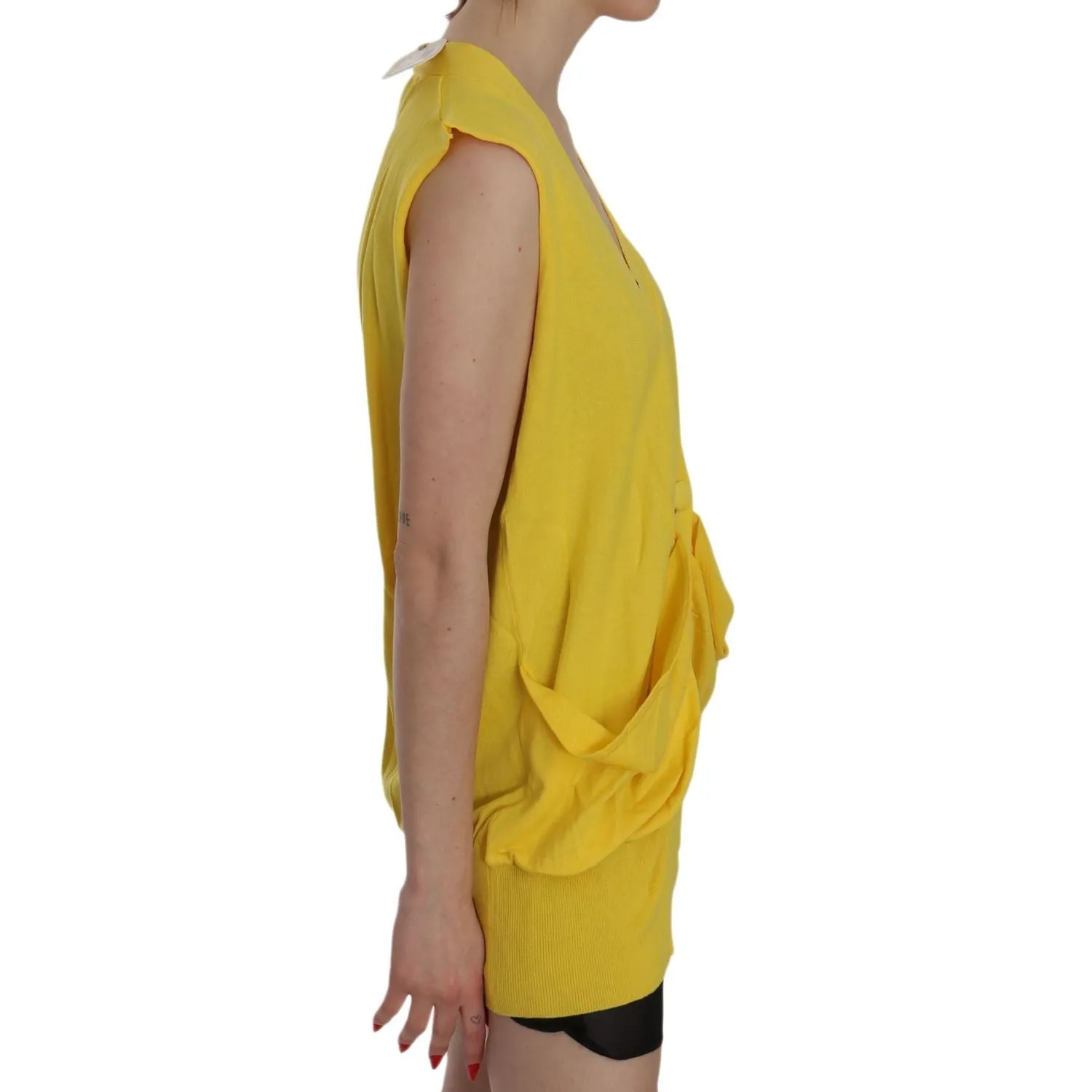 PINK MEMORIES Elegant Yellow Sleeveless Cotton Vest