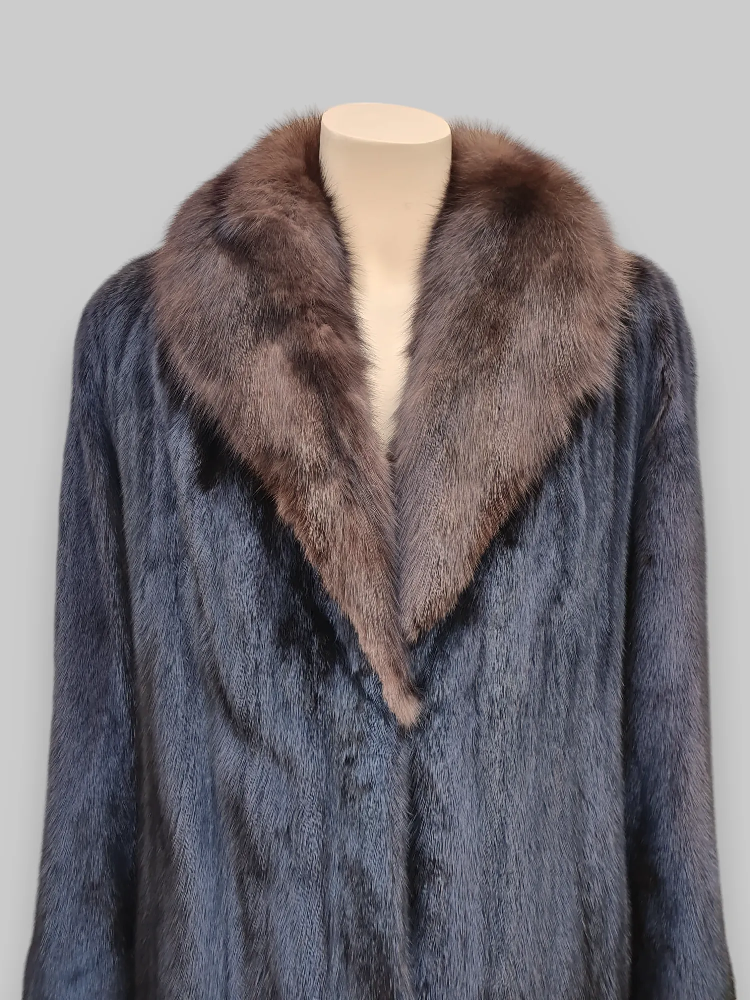 Vintage Dark Mink w/ Brown Sable Collar Coat -Medium/Large